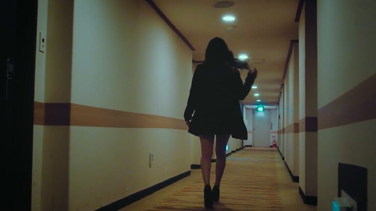 Günahkar Kız Kardeşler Otelde Sex +18 Film izle Günahkar Kız Kardeşler Otelde Sex +18 Film izle